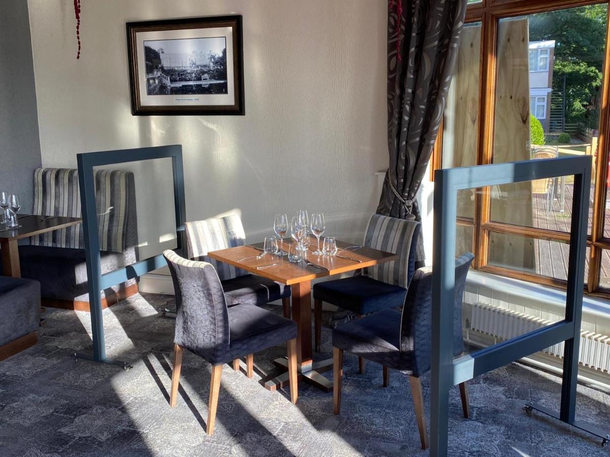 The Mount Country Manor Hotel & Golf Wolverhampton Buitenkant foto